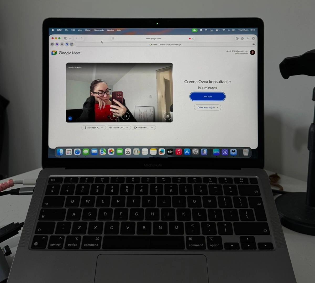 Konsultacije sa Crvenom Ovcom - strategija za digitalni nastup
